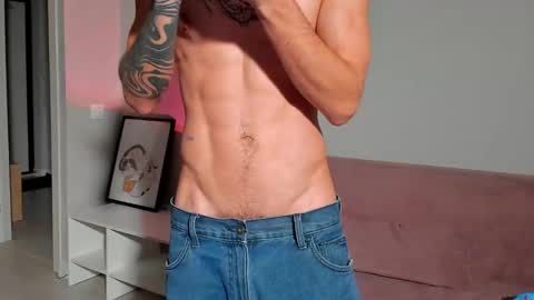 Snapshot of sweet_smith8 chatting on January 18, 12:47 pm sweet_smith8 online show from January 18, 12:47 pm