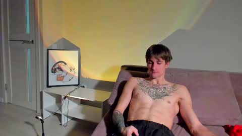 Snapshot of sweet_smith8 chatting on February 15, 6:55 pm sweet_smith8 online show from February 15, 6:55 pm