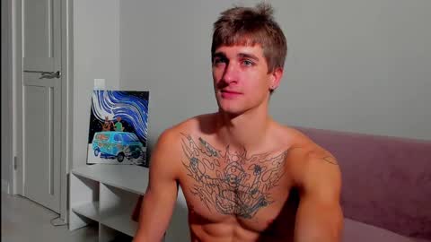Snapshot of sweet_smith8 chatting on December 9, 6:45 am sweet_smith8 online show from December 9, 6:45 am