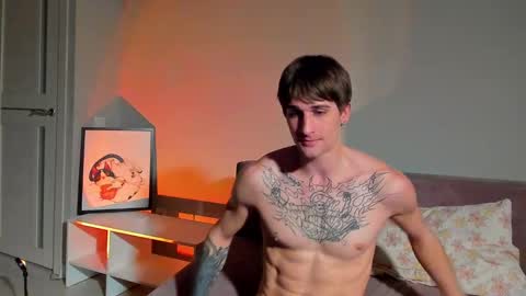 Snapshot of sweet_smith8 chatting on February 17, 4:59 pm sweet_smith8 online show from February 17, 4:59 pm