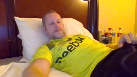 sweetg233 online show from January 3, 5:42 pm