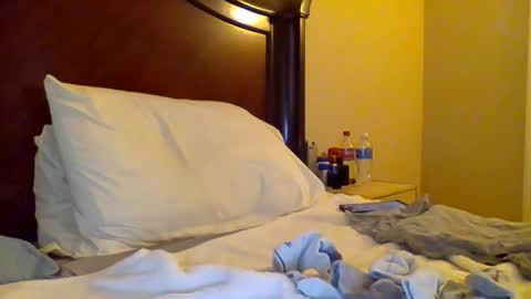 sweetg233 online show from December 30, 6:27 pm