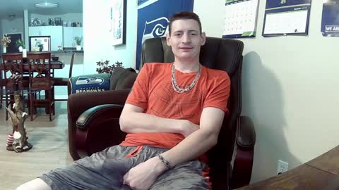 Snapshot of swelteringk chatting on February 3, 12:36 am Kile online show from February 3, 12:36 am