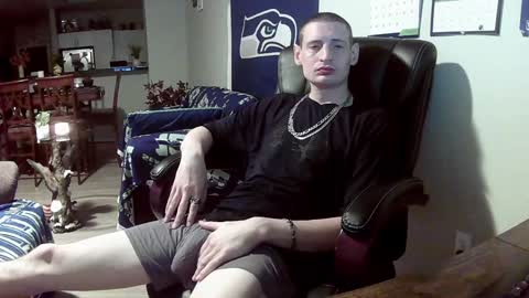 Snapshot of swelteringk chatting on December 26, 3:16 am Kile online show from December 26, 3:16 am