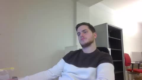 Snapshot of syl092 chatting on December 10, 4:38 pm syl092 online show from December 10, 4:38 pm