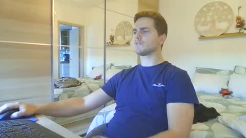 syl092 online show from October 24, 3:14 pm