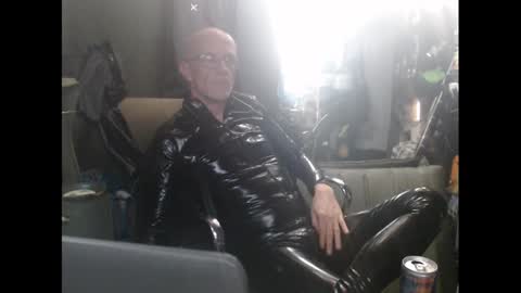 Synergiser online show from February 9, 3:12 pm