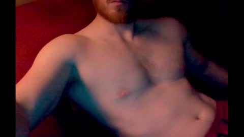Snapshot of t3ns0r_ chatting on February 26, 1:43 am t3ns0r_ online show from February 26, 1:43 am