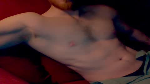 Snapshot of t3ns0r_ chatting on February 24, 10:37 am t3ns0r_ online show from February 24, 10:37 am