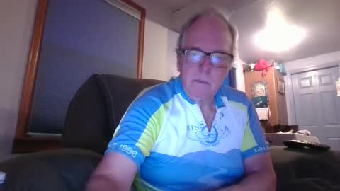 Snapshot of tacrunner66_ chatting on December 25, 12:48 am tacrunner66_ online show from December 25, 12:48 am