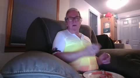 Snapshot of tacrunner66_ chatting on January 1, 1:58 am tacrunner66_ online show from January 1, 1:58 am