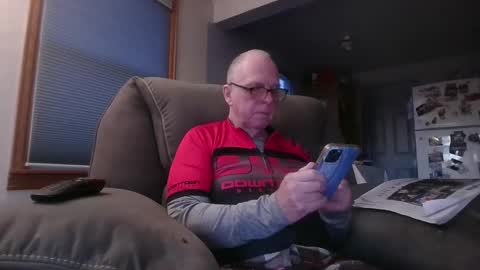 Snapshot of tacrunner66_ chatting on January 18, 1:01 am tacrunner66_ online show from January 18, 1:01 am