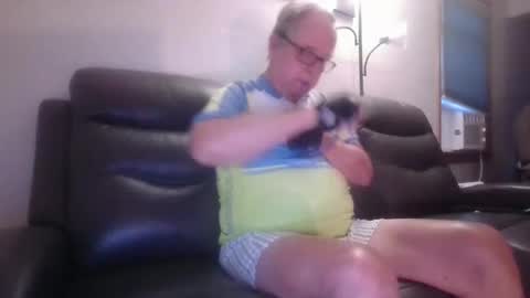 Snapshot of tacrunner66_ chatting on September 9, 1:43 pm tacrunner66_ online show from September 9, 1:43 pm
