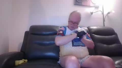 Snapshot of tacrunner66_ chatting on February 22, 3:32 pm tacrunner66_ online show from February 22, 3:32 pm