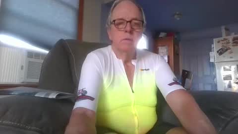 Snapshot of tacrunner66_ chatting on September 19, 2:50 pm tacrunner66_ online show from September 19, 2:50 pm