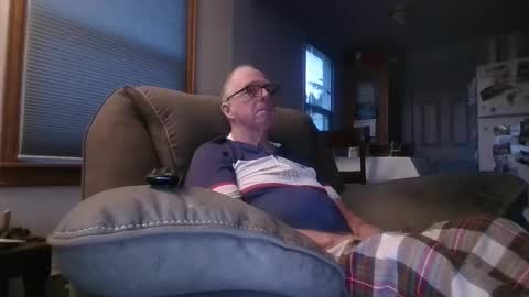 Snapshot of tacrunner66_ chatting on January 31, 1:01 am tacrunner66_ online show from January 31, 1:01 am