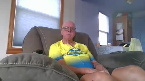 Snapshot of tacrunner66_ chatting on October 2, 9:30 pm tacrunner66_ online show from October 2, 9:30 pm