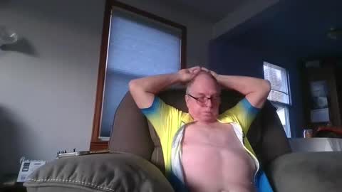 Snapshot of tacrunner66_ chatting on February 27, 1:24 am tacrunner66_ online show from February 27, 1:24 am