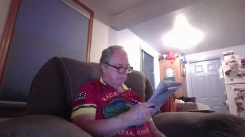 Snapshot of tacrunner66_ chatting on December 24, 2:21 am tacrunner66_ online show from December 24, 2:21 am
