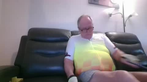 Snapshot of tacrunner66_ chatting on February 27, 3:15 pm tacrunner66_ online show from February 27, 3:15 pm