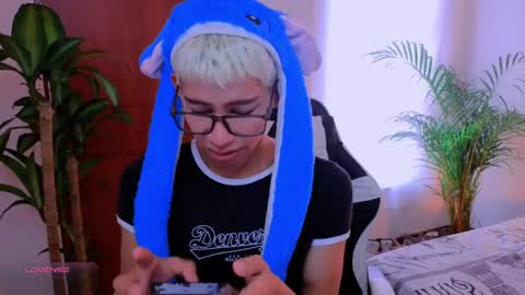 Snapshot of taichi_bluy chatting on September 26, 7:11 pm taichi online show from September 26, 7:11 pm