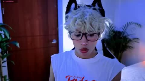 Snapshot of taichi_bluy chatting on October 11, 11:25 am taichi online show from October 11, 11:25 am
