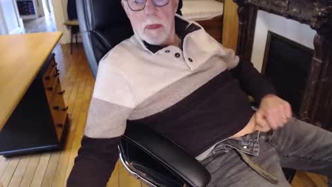 taisabaki54 online show from December 4, 12:34 pm