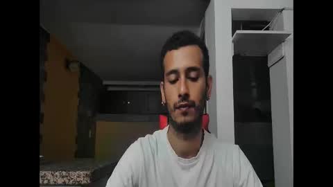 talktome4 online show from March 27, 8:21 pm