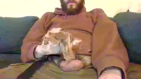 Help Me Edge online show from December 3, 4:24 pm