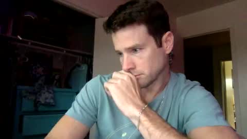 Dr. Love online show from April 18, 7:58 pm