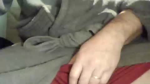 Snapshot of tap_b chatting on December 15, 6:51 am Patrick online show from December 15, 6:51 am