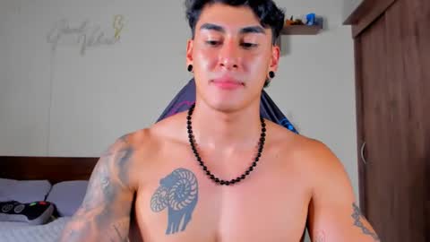 taylor_mclane1 online show from November 18, 6:11 pm