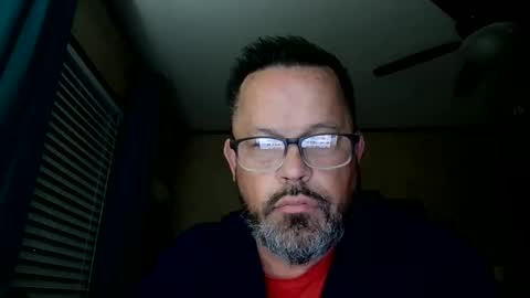 tdhawk87 online show from December 1, 10:18 am