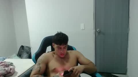 team23hot0 online show from October 28, 12:13 am