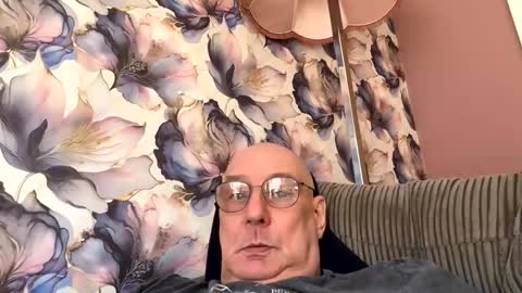 Mark online show from September 21, 2:28 pm