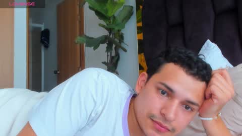 Snapshot of teddy_cowboy chatting on February 24, 12:48 pm Follow me on Twitter boys ryder and instagram teddyscoot 12 online show from February 24, 12:48 pm