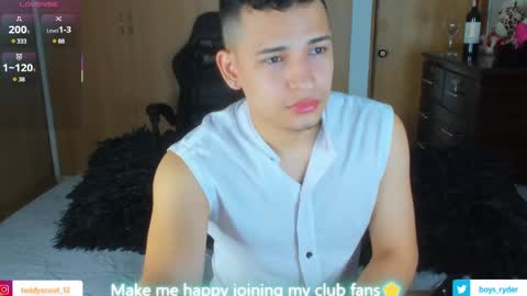 Snapshot of teddy_cowboy chatting on March 4, 10:35 am Follow me on Twitter boys ryder and instagram teddyscoot 12 online show from March 4, 10:35 am