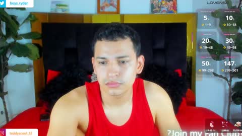 Snapshot of teddy_cowboy chatting on February 12, 11:07 am Follow me on Twitter boys ryder and instagram teddyscoot 12 online show from February 12, 11:07 am