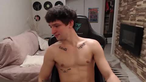 Teddy online show from November 22, 1:49 am