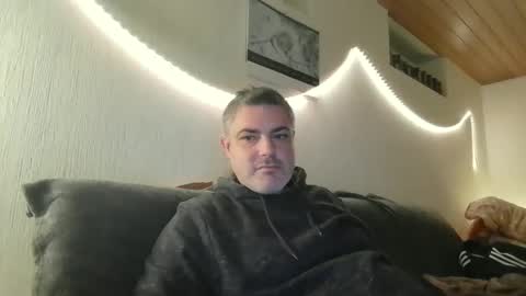 Snapshot of teeforyou chatting on December 9, 4:18 pm Peter online show from December 9, 4:18 pm