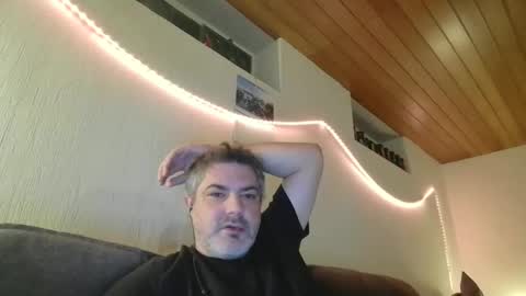 Snapshot of teeforyou chatting on January 31, 5:09 am Peter online show from January 31, 5:09 am