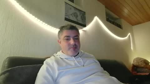 Snapshot of teeforyou chatting on December 14, 6:41 pm Peter online show from December 14, 6:41 pm