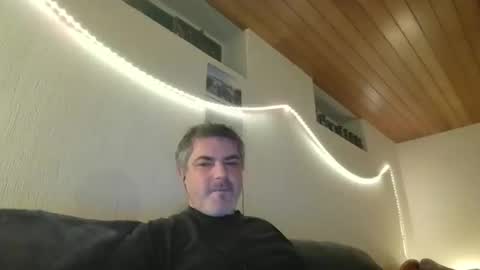 Snapshot of teeforyou chatting on February 15, 4:03 am Peter online show from February 15, 4:03 am