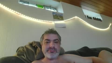 Peter online show from October 31, 7:56 am