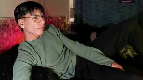 Snapshot of teo_369 chatting on December 10, 6:49 pm Teo online show from December 10, 6:49 pm