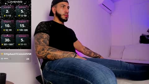 Snapshot of teoferrer chatting on December 21, 9:25 pm Teo Ferrer online show from December 21, 9:25 pm