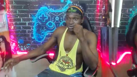 terry_zyzz online show from April 13, 11:33 am