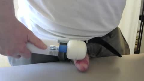 Test the Chat online show from April 3, 8:27 pm