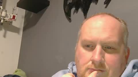 the007146368 online show from February 8, 8:35 pm