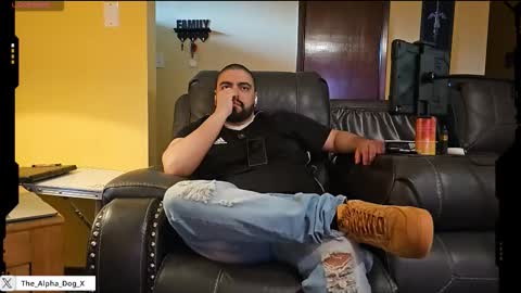 the_alpha_dog_xxx online show from February 12, 6:47 pm